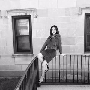 Meet your Posher, Beatriz